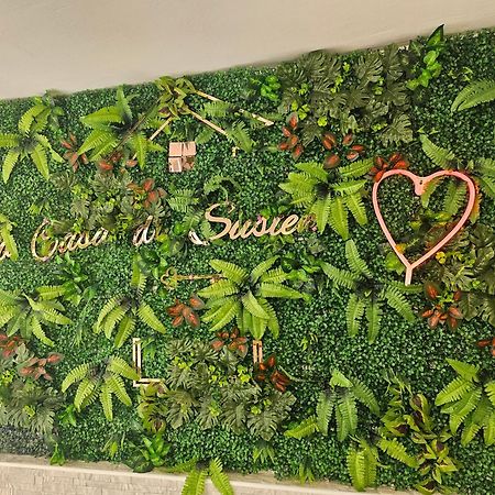 La Casa Di Susien Apartment เนเปิลส์ ภายนอก รูปภาพ
